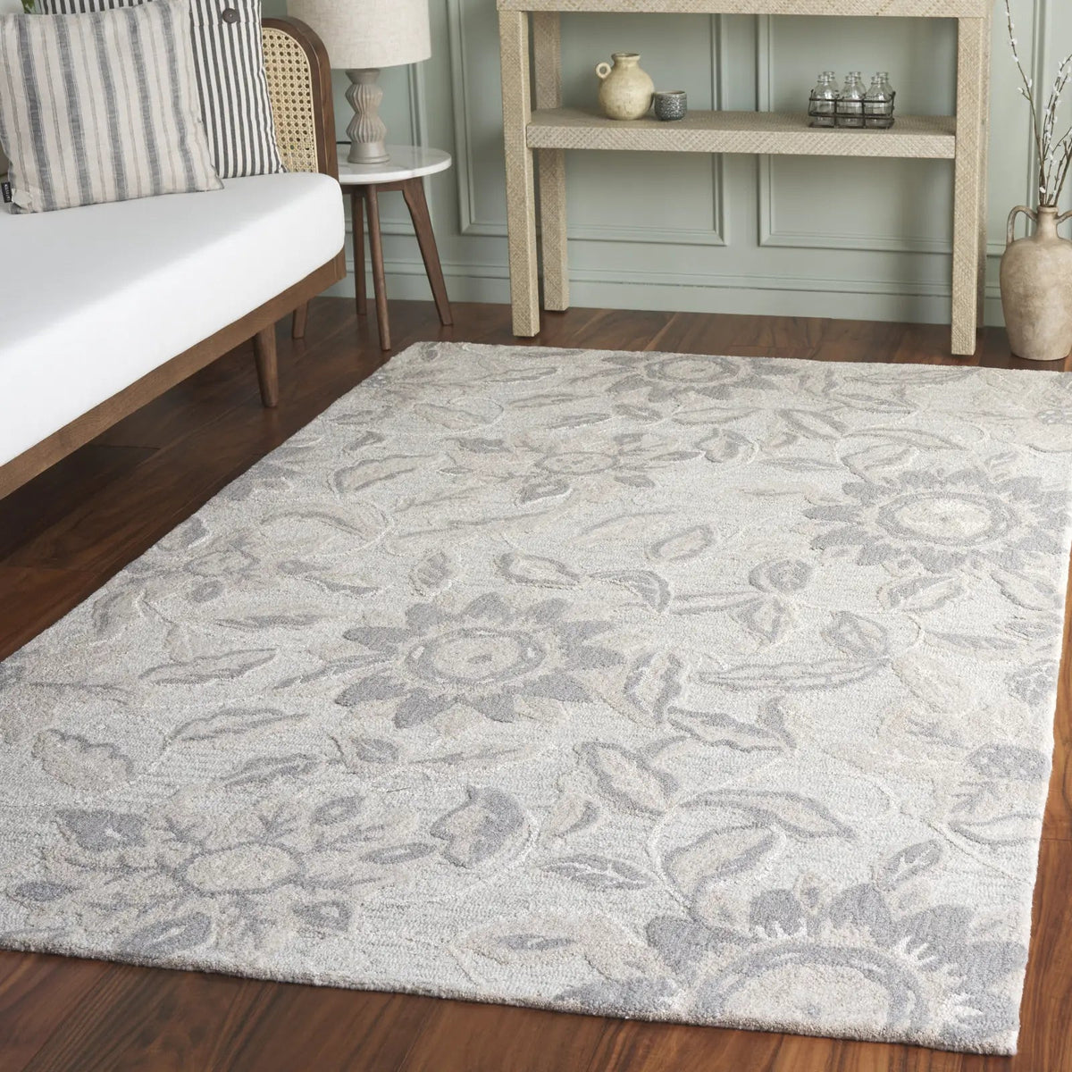 Safavieh Jardin 4'-0" x 6'-0" Rug in Beige / Blue