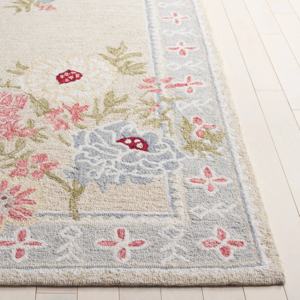 Safavieh Jardin 2'-3" x 8'-0" Rug in Beige / Pink