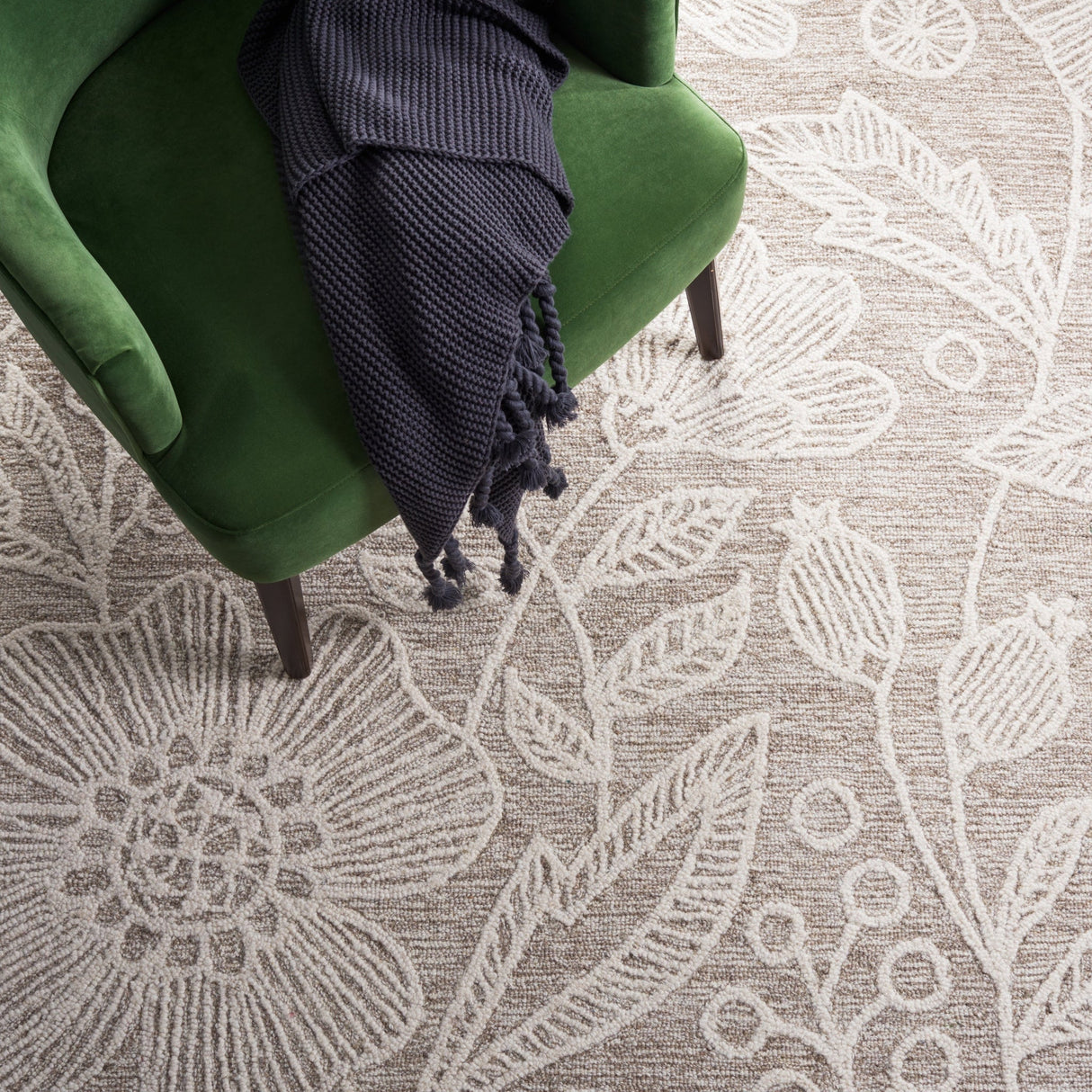 Safavieh Jardin Jar727A Natural/Ivory Rug - Safavieh - jar727a - 3