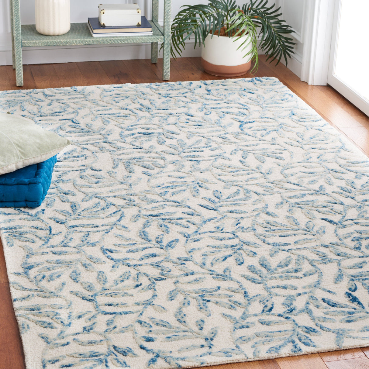 Safavieh Jardin Jar734M Ivory/Blue Rug - Safavieh - jar734m - 3