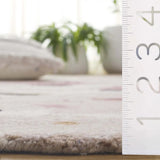 Safavieh Jardin 4'-0" x 6'-0" Rug in Ivory / Pink
