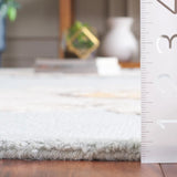 Safavieh Jardin 4'-0" x 6'-0" Rug in Blue / Ivory