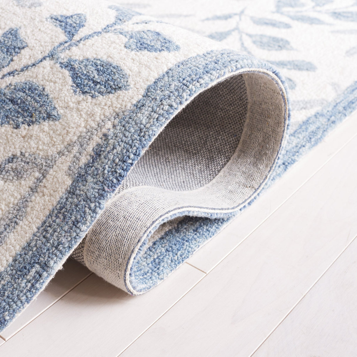 Safavieh Jardin Jar752A Ivory/Grey Rug - Safavieh - jar752a - 6r