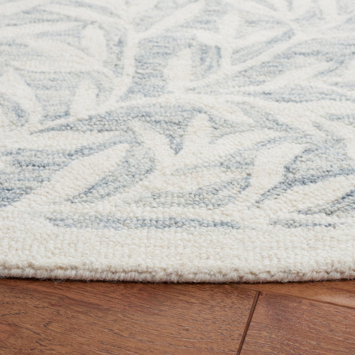 Safavieh Jardin Jar753G Light Grey/Ivory Rug - Safavieh - jar753g - 6r