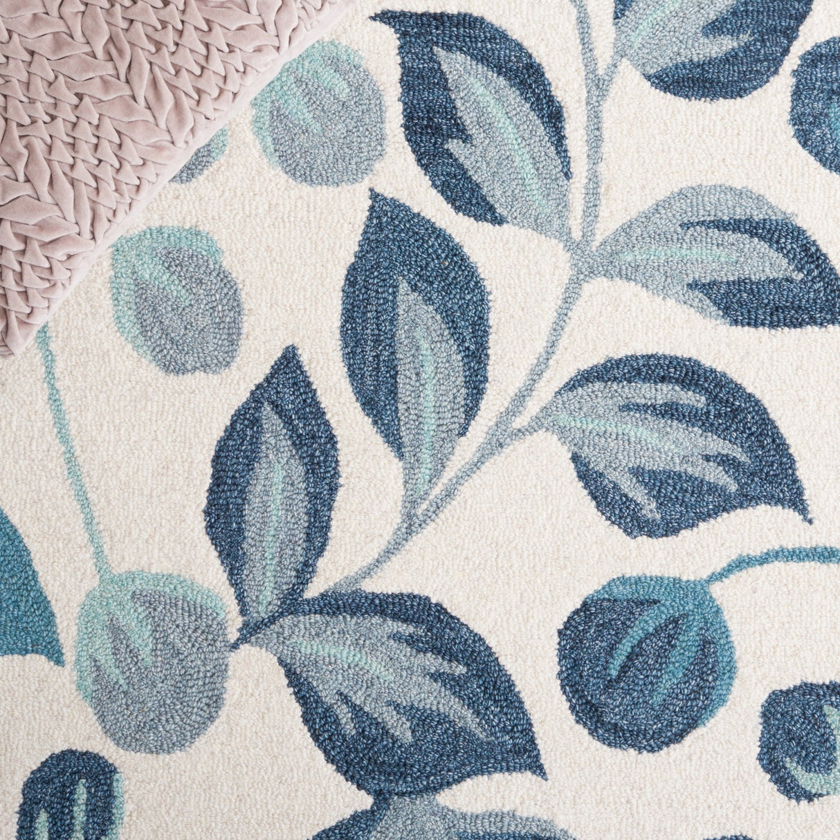 Safavieh Jardin Jar754M Ivory/Blue Rug - Safavieh - jar754m - 28