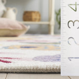 Safavieh Jardin 4'-0" x 6'-0" Rug in Ivory / Pink