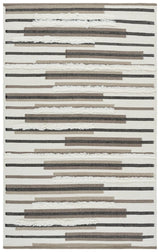 Safavieh Kenya 4'-0" x 6'-0" Rug in Brown / Ivory