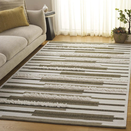 Safavieh Kenya 4'-0" x 6'-0" Rug in Olive / Ivory