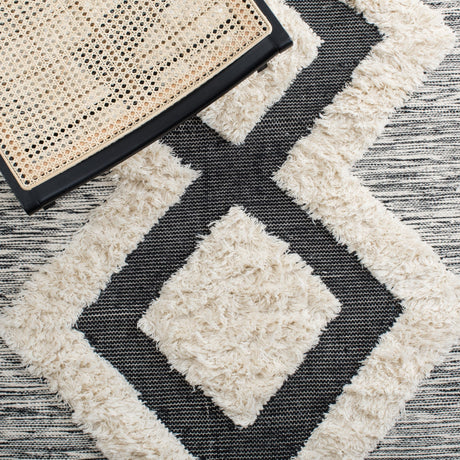 Safavieh Kenya Kny460A Ivory/Black Rug - Safavieh - kny460a - 6