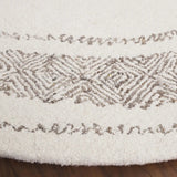 Safavieh Kenya 6'-0" x 6'-0" Rug in Ivory