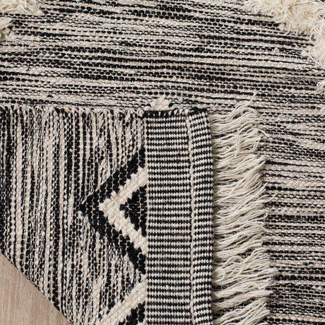 Safavieh Kenya Kny906H Black/Ivory Rug - Safavieh - kny906h - 3