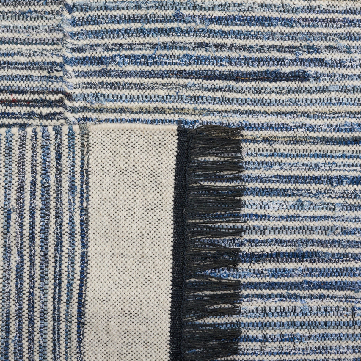 Safavieh Kilim Klm310L Blue/Ivory Rug - Safavieh - klm310l - 3