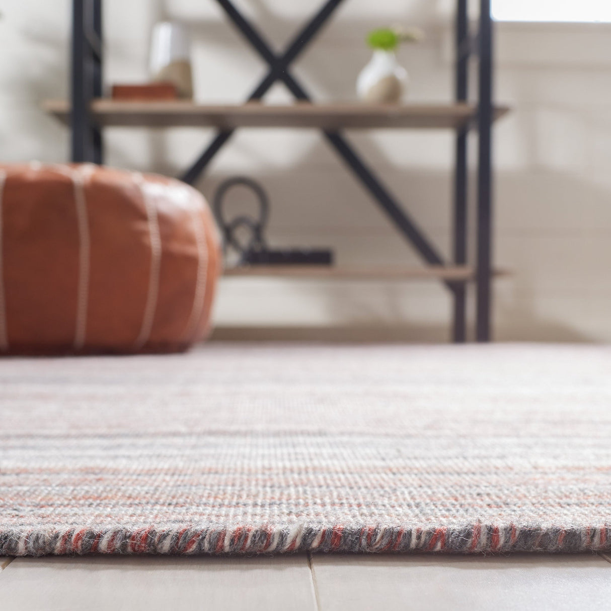 Safavieh Kilim Klm313Q Red/Grey Rug - Safavieh - klm313q - 3