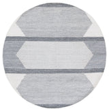 Safavieh Kilim 6'-0" x 6'-0" Rug in Light Grey / Ivory
