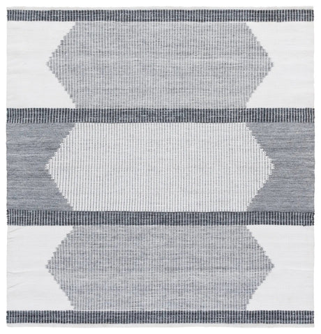 Safavieh Kilim 6'-0" x 6'-0" Rug in Light Grey / Ivory