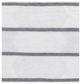 Safavieh Kilim 6'-0" x 6'-0" Rug in Dark Grey / Ivory
