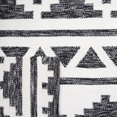 Safavieh Kilim Klm447Z Black/Ivory Rug - Safavieh - klm447z - 3