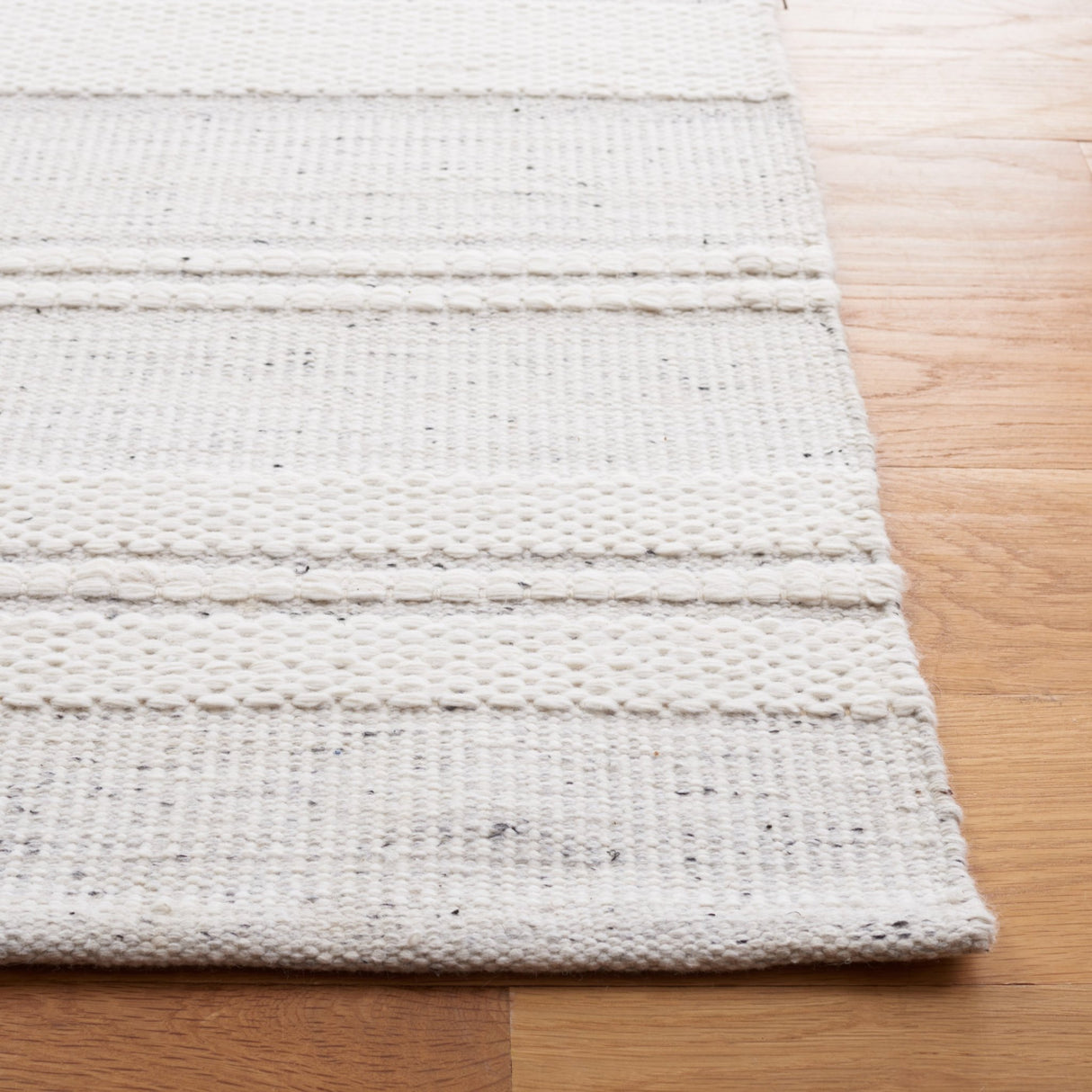 Safavieh Kilim Klm448G Ivory/Light Grey Rug - Safavieh - klm448g - 3