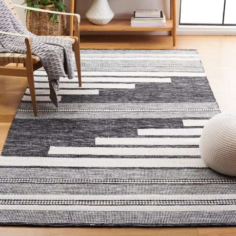 Safavieh Kilim Klm448Z Ivory/Black Rug - Safavieh - klm448z - 3