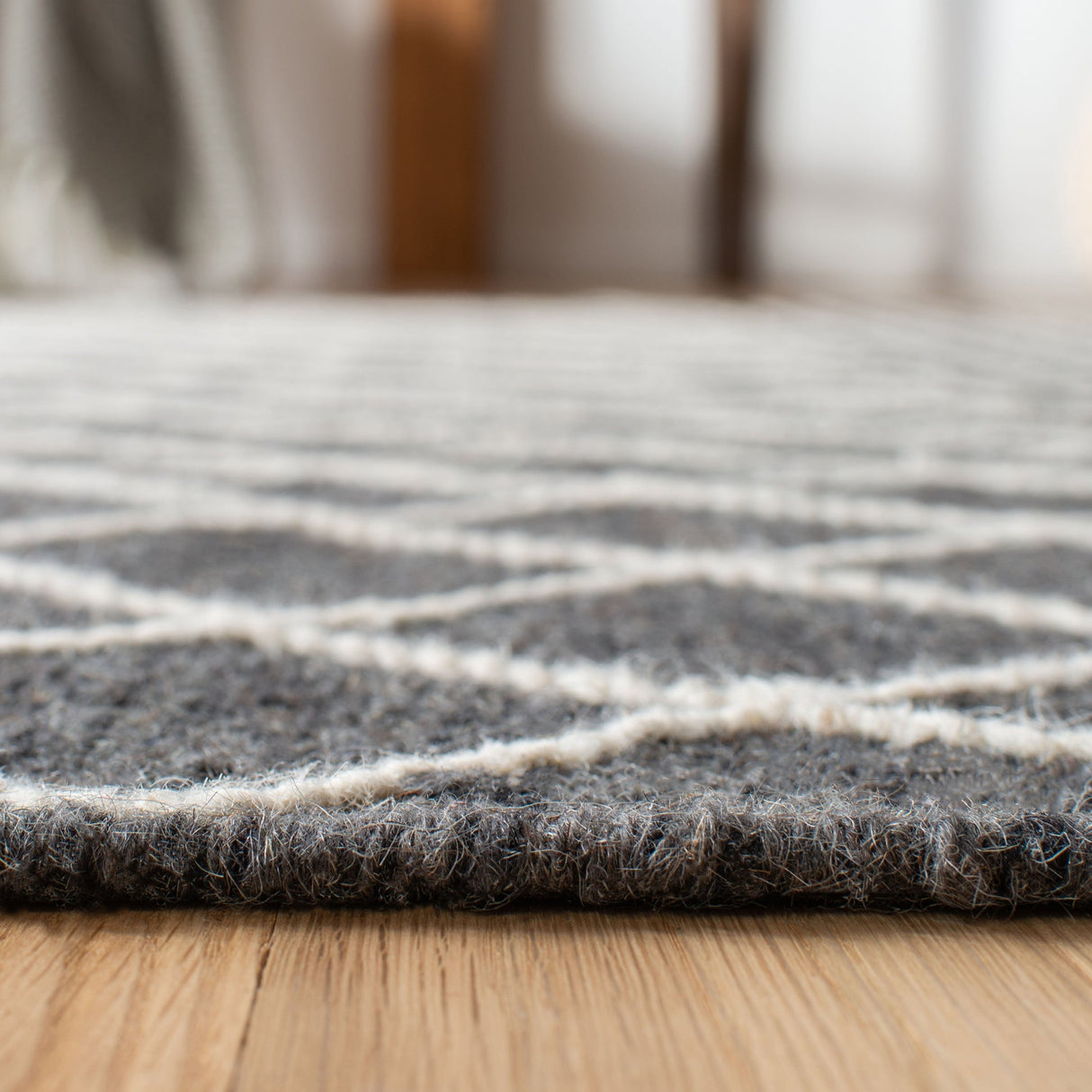 Safavieh Kilim Klm522A Charcoal/Ivory Rugs - Safavieh - klm522a - 4