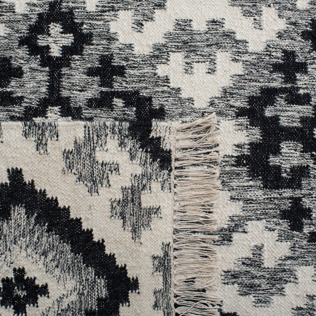 Safavieh Kilim Klm528A Ivory/Black Rug - Safavieh - klm528a - 4