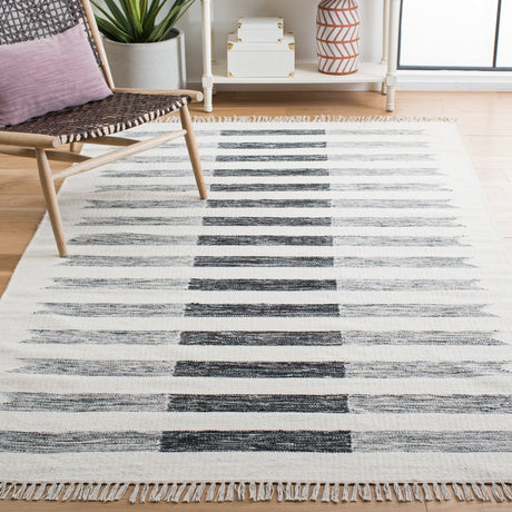 Safavieh Kilim Klm529A Ivory/Black Rug - Safavieh - klm529a - 4