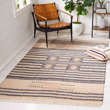 Safavieh Kilim Klm709A Natural/Black Rug - Safavieh - klm709a - 3