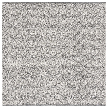 Safavieh Kilim 6'-0" x 6'-0" Rug in Beige / Black