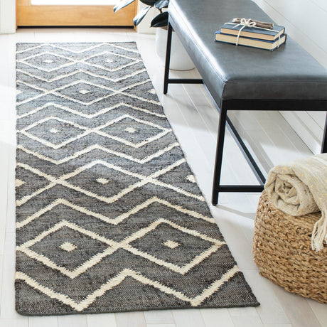 Safavieh Kilim Klm750H Charcoal/Natural Rug - Safavieh - klm750h - 4