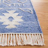 Safavieh Kilim 4'-0" x 6'-0" Rug in Blue / Ivory
