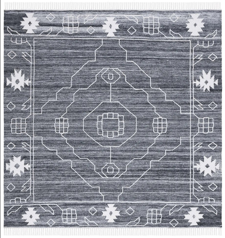Safavieh Kilim 7'-0" x 7'-0" Rug in Black / Ivory
