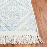Safavieh Kilim 4'-0" x 6'-0" Rug in Blue / Ivory