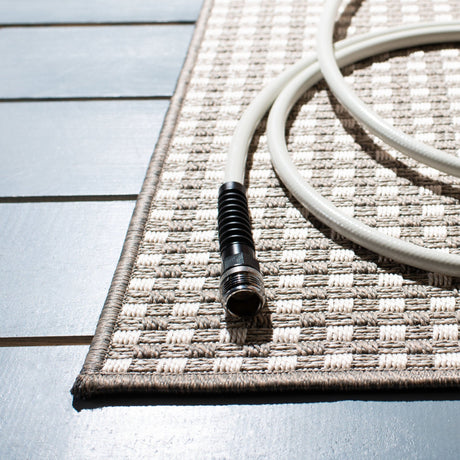 Safavieh Lakeside Lak250B Beige/Taupe Rugs - Safavieh - lak250b - 7r