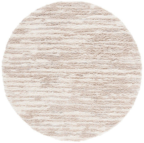 Safavieh Lindsay Shag 6'-7" x 6'-7" Rug in Beige / Ivory