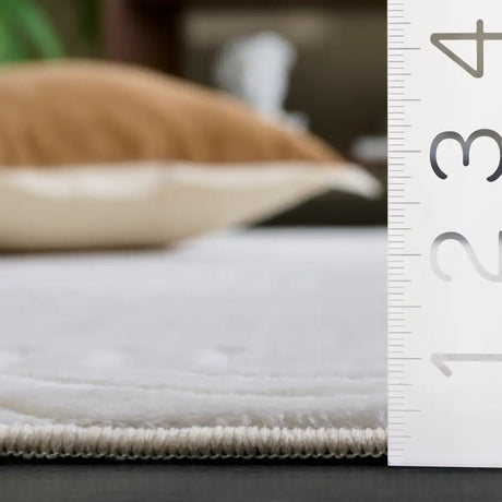 Safavieh Loft 5'-0" x 8'-0" Rug in Ivory