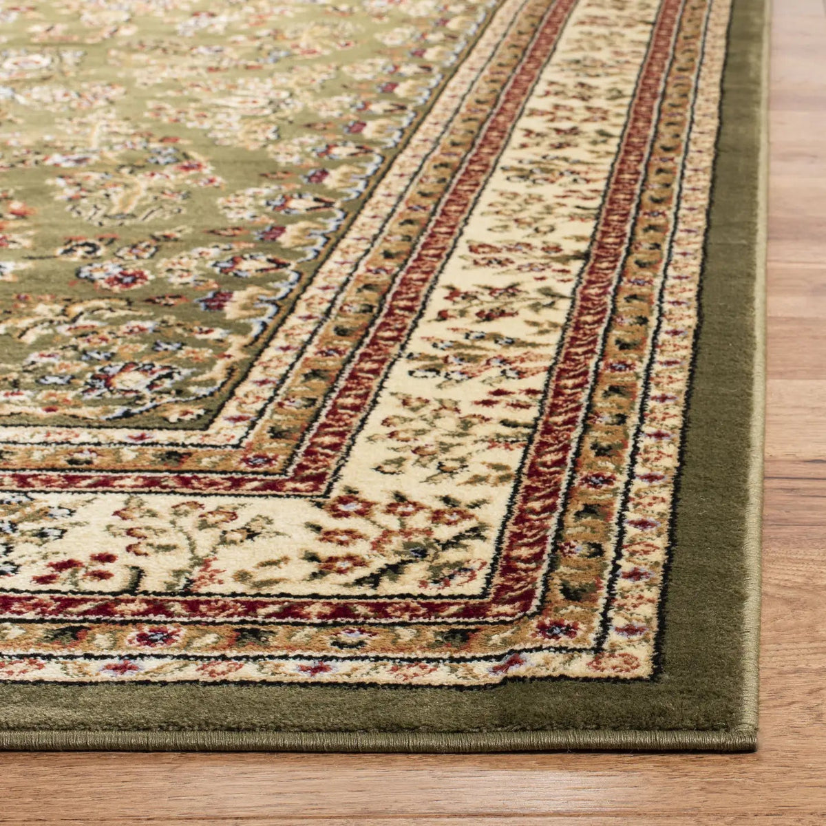 Safavieh Lyndhurst 4'-0" x 6'-0" Rug in Sage / Ivory