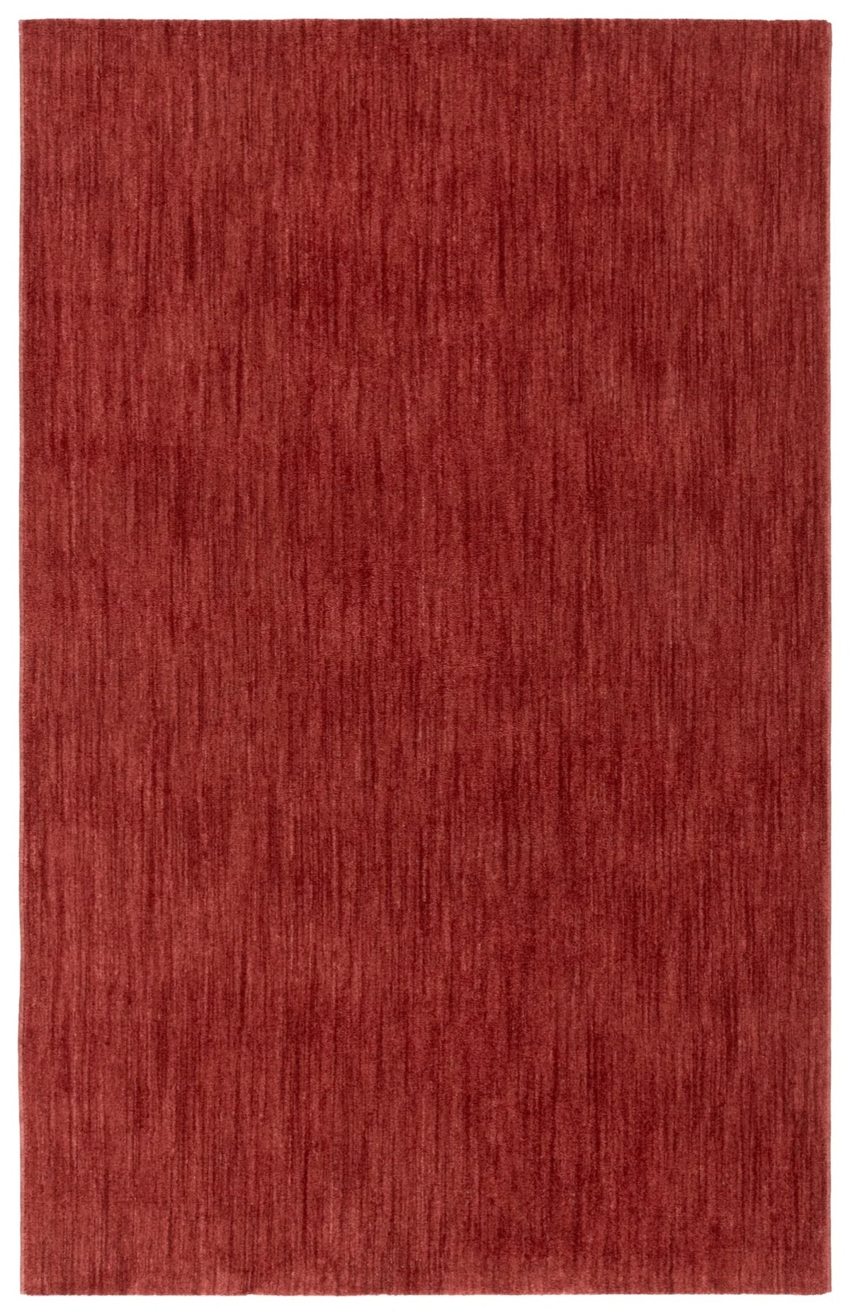 Safavieh Mabel 4'-0" x 6'-0" Rug in Red / Dark Red