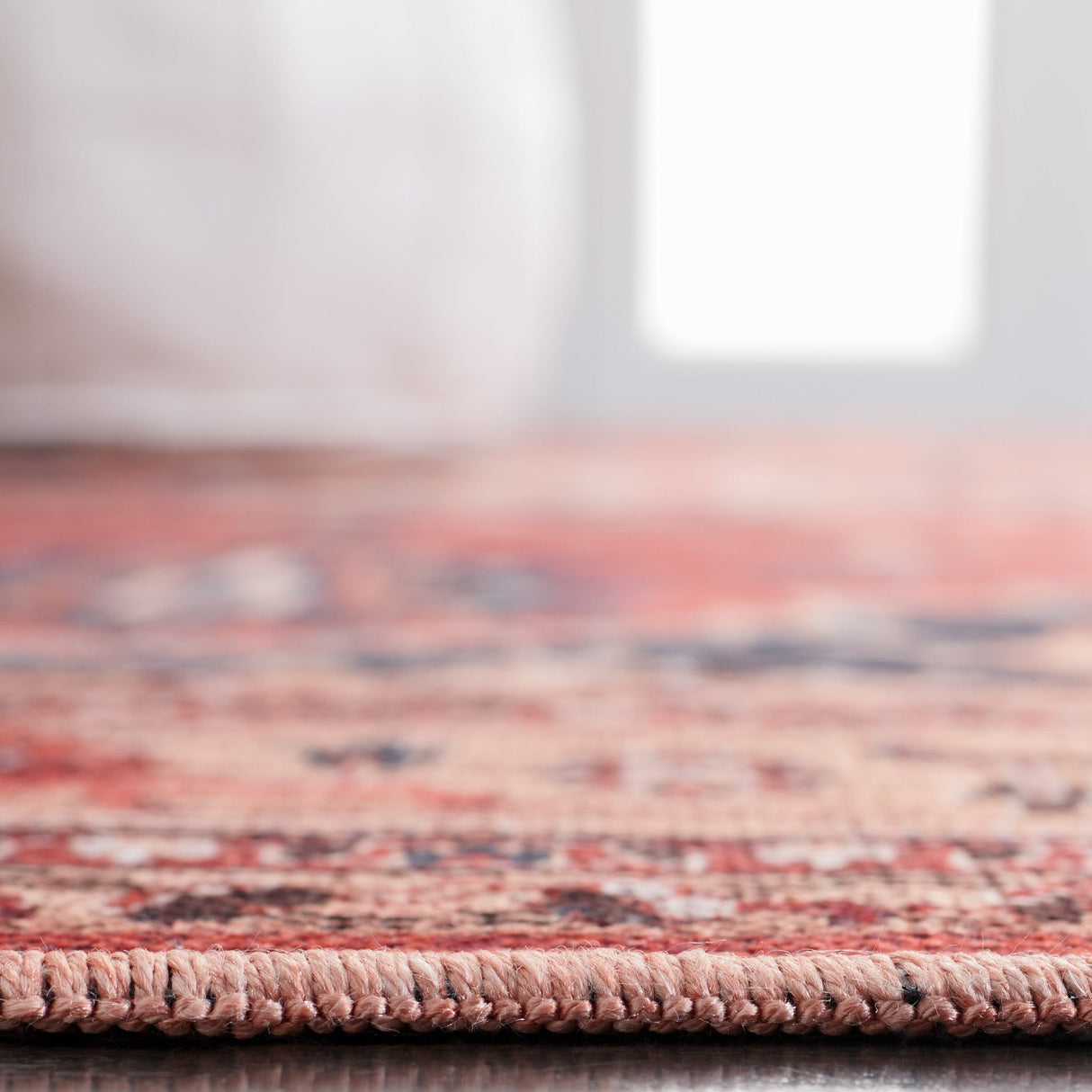 Safavieh Machine Washable Serapi Sep557Q Red/Beige Rug - Safavieh - sep557q - 7r