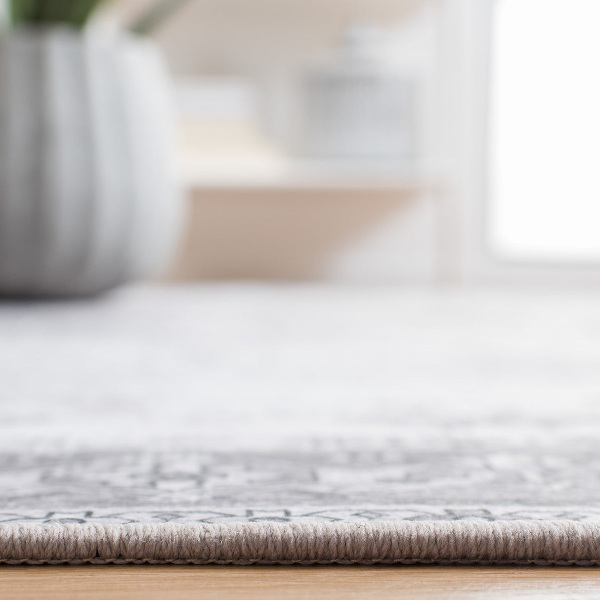 Safavieh Machine Washable Tucson Tsn102F Grey/Ivory Rug - Safavieh - tsn102f - 4r