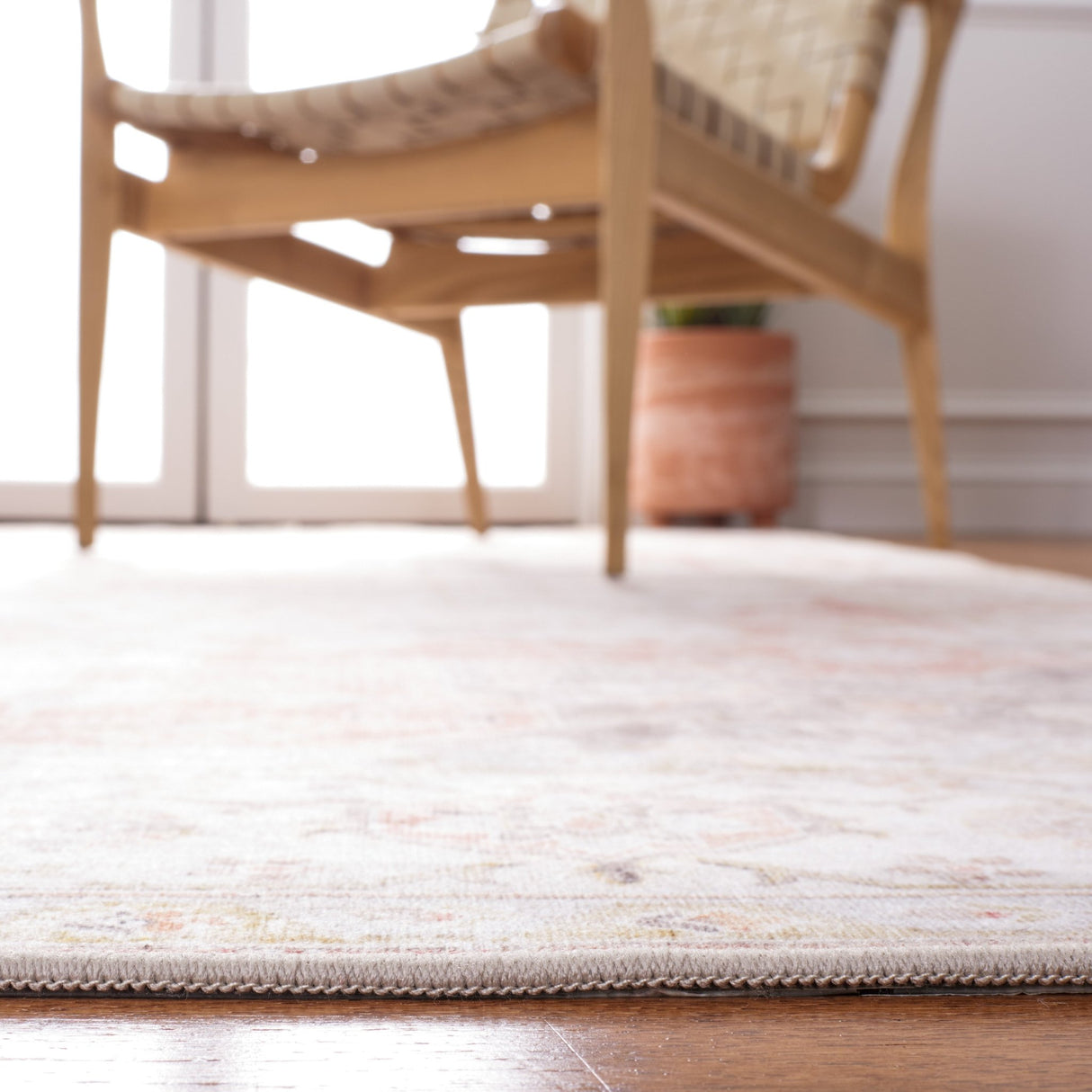 Safavieh Machine Washable Tucson Tsn105F Light Grey/Rust Rug - Safavieh - tsn105f - 4r