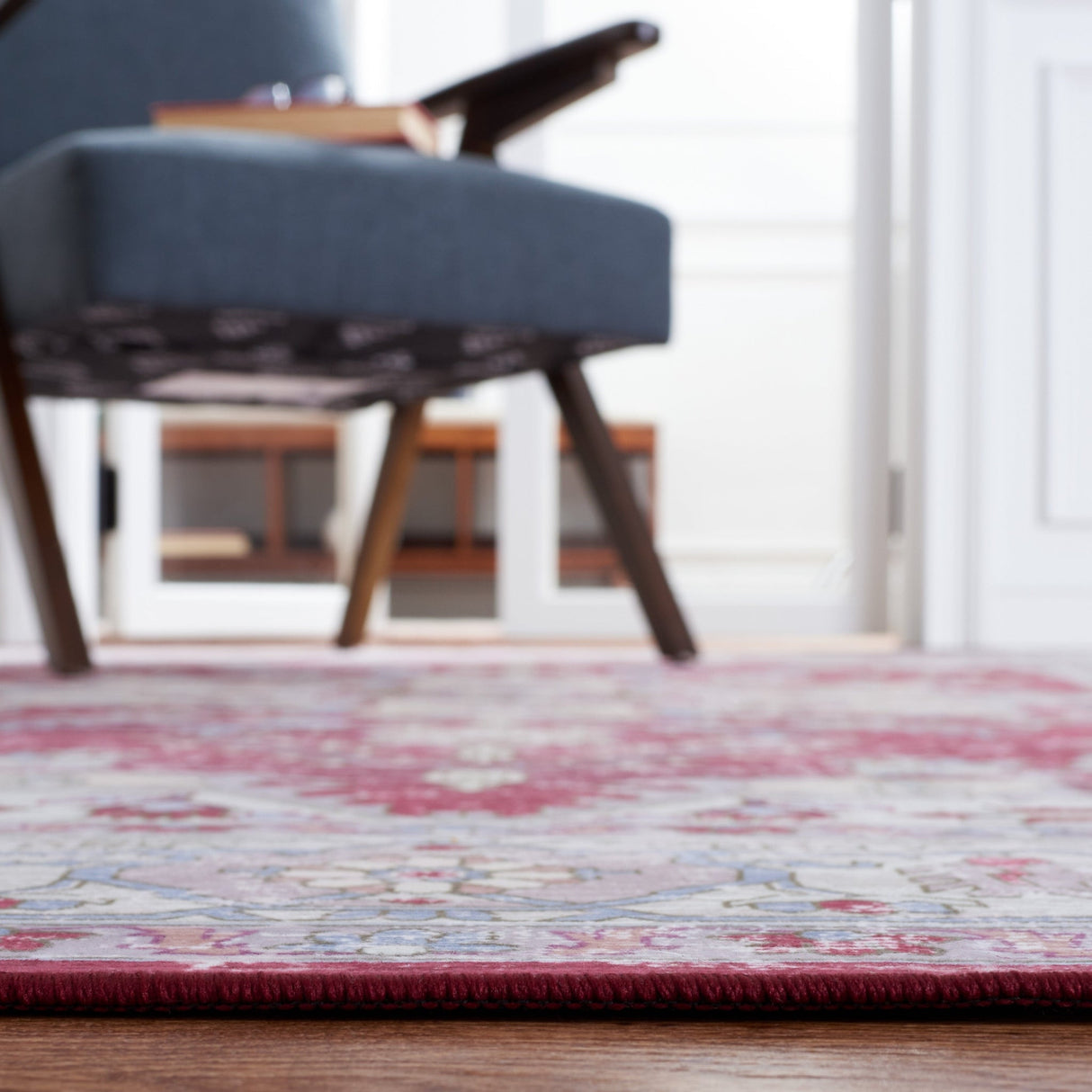 Safavieh Machine Washable Tucson Tsn106S Burgundy/Beige Rug - Safavieh - tsn106s - 6r