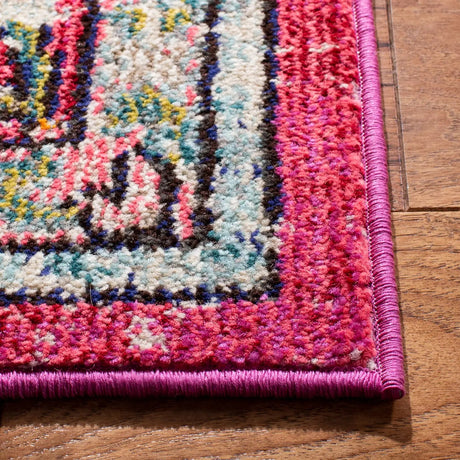 Safavieh Madison 4'-0" x 6'-0" Rug in Fuchsia / Blue