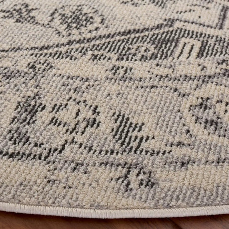 Safavieh Madison 6'-7" x 6'-7" Rug in Ivory / Grey