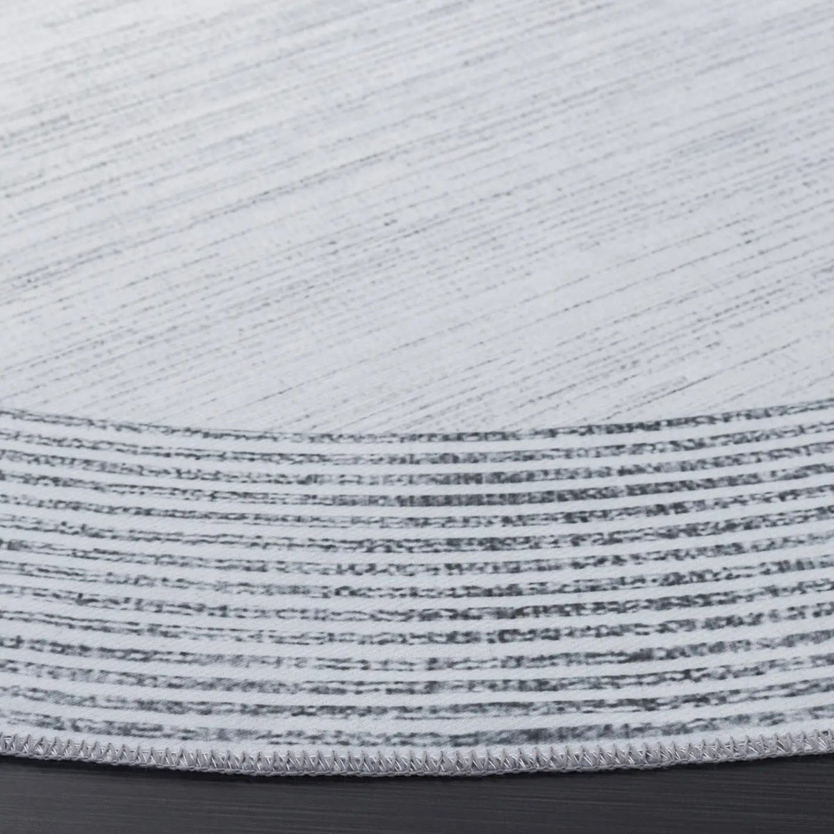 Safavieh Malibu 6'-0" x 6'-0" Rug in Ivory / Grey