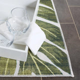 Safavieh Malibu 4'-0" x 6'-0" Rug in Ivory / Pink