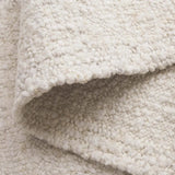 Safavieh Manhattan 4'-0" x 6'-0" Rug in Ivory