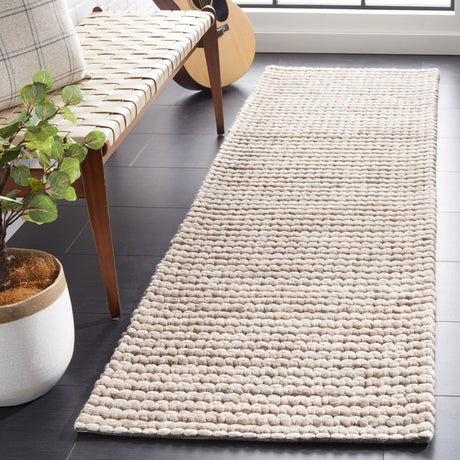 Safavieh Marbella Mrb205G Silver/Ivory Rug.