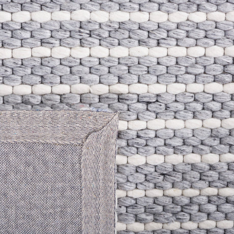 Safavieh Marbella Mrb207F Grey/Ivory Rug.