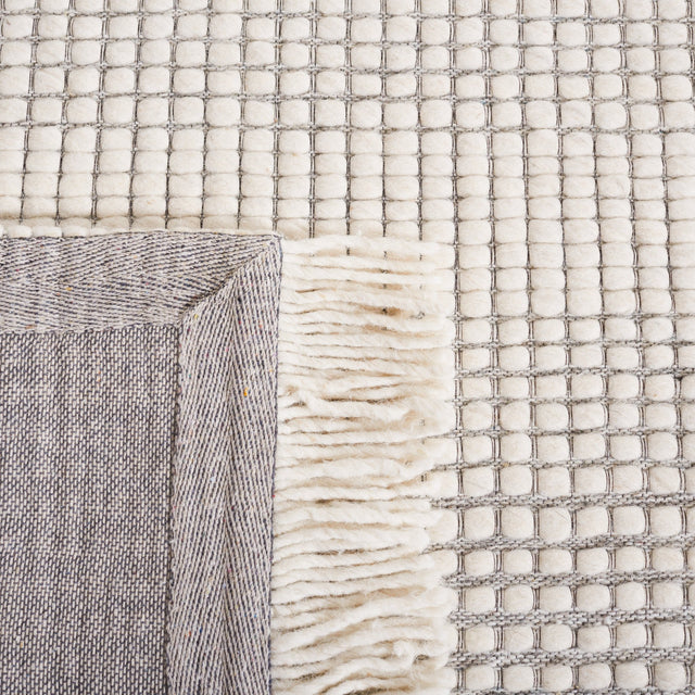 Safavieh Marbella Mrb208F Ivory/Grey Rug.