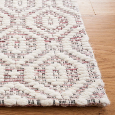 Safavieh Marbella Mrb325U Pink/Ivory Rug.